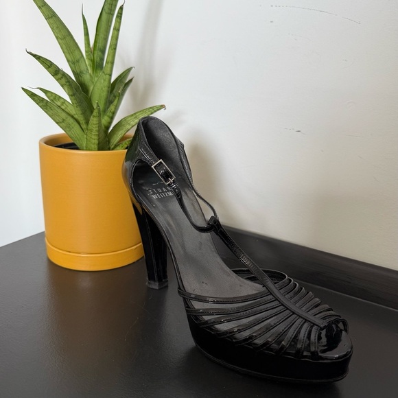Vintage Stuart Weitzman black patent leather t-strap platform heel sandals - 6 - Picture 3 of 7